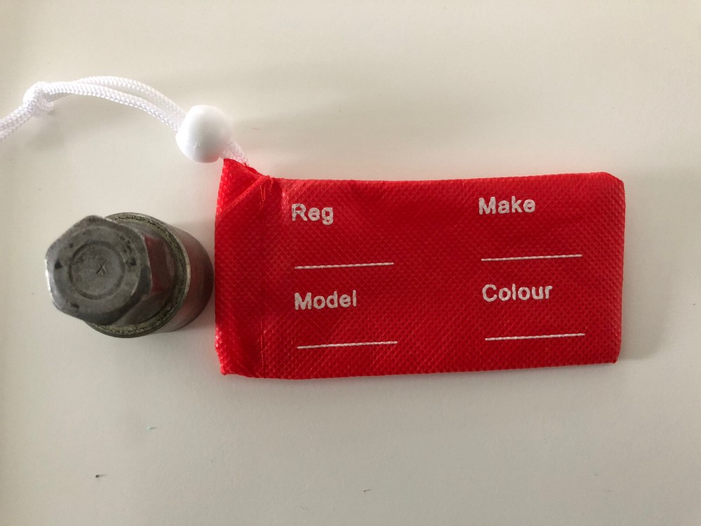 Locking Wheel Nut Bag Storage Pouch x 100