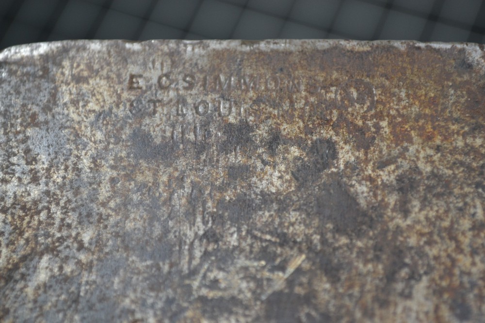 KEEN KUTTER - E. C. SIMMONS - ST. LOUIS - EARLY SINGLE BIT AXE