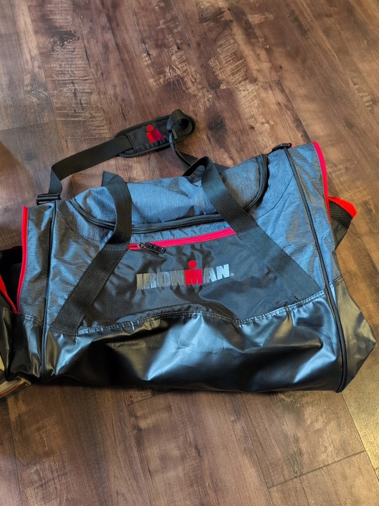 IRONMAN Duffel Bag Large Black Zip Gym & Training Adjustable Strap Red