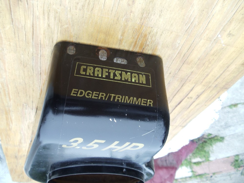  CRAFTSMAN 143.003501 EDGER TRIMMER  ENGINE  TOP COVER    (3.5 HP)