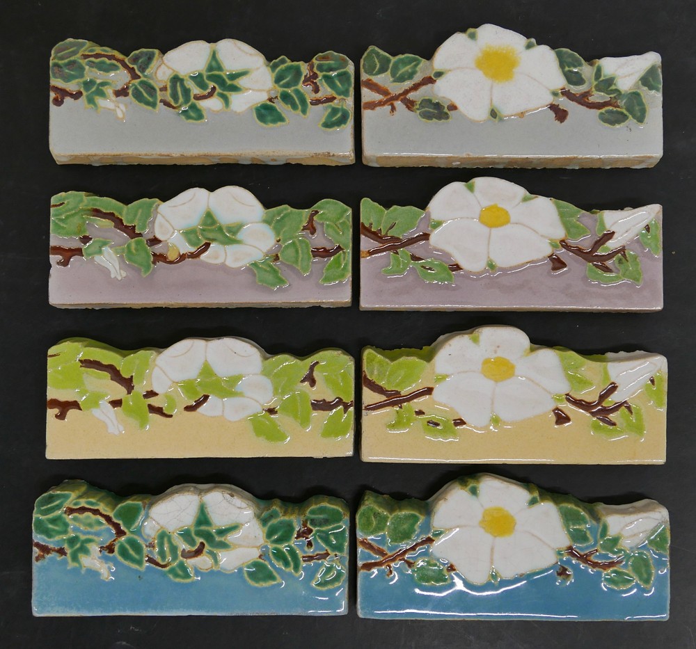 Malibu Flower Bud Cap Tile California/Blue