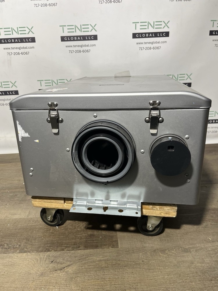 Rinnai RX199iN Tankless Water Heater 199k BTU Nat. Gas/Propane Gas (B-26 #1671)