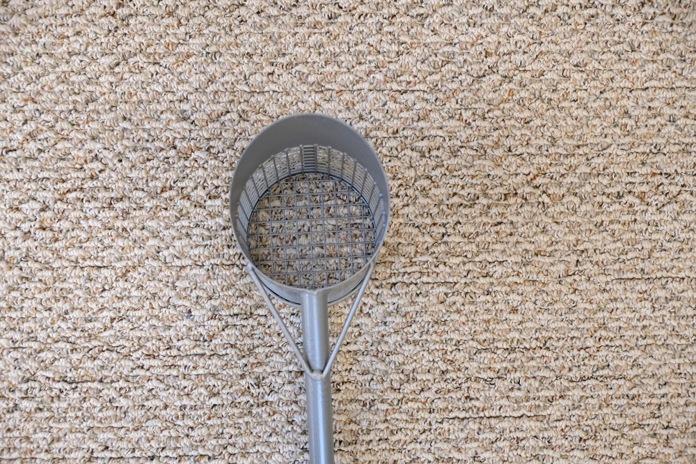 40 Inch Handle Pro Sand Scoop