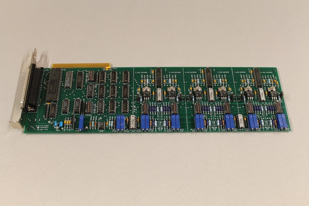 DA-06A REV E 6-Channel Analog Output Card -USED
