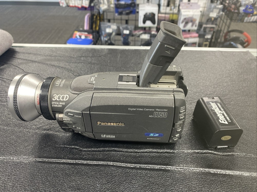 Panasonic AG-EZ50 Digital Video Camera Recorder | Pre-owned - Needs Repair