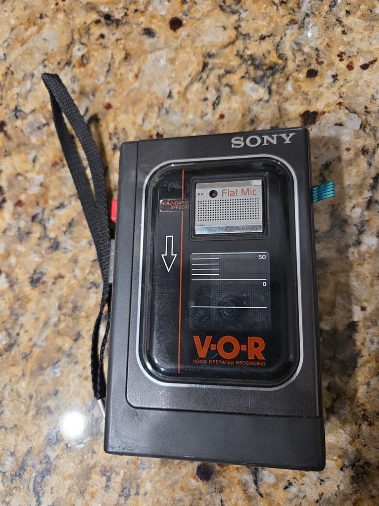 SONY TCM-15V Walkman Cassette Player Recorder