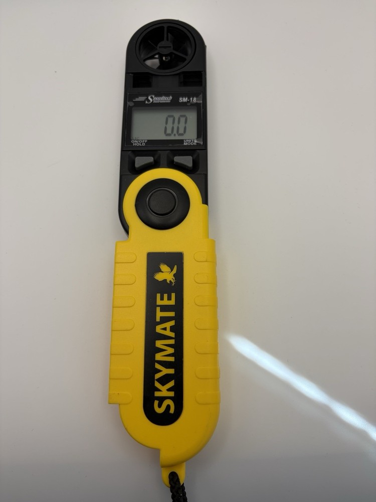 Speedtech SKYMATE SM-18 Handheld Anemometer – Wind Meter & Thermometer