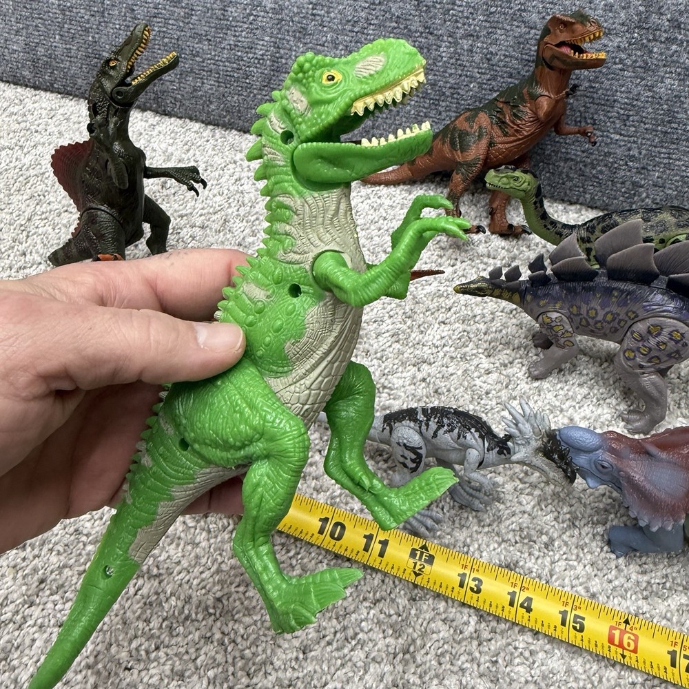 Toy Dinosaur figures huge lot articulating limbs