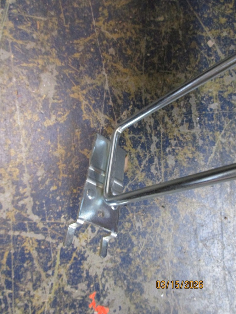 (13) Pegboard Hooks 9" Bar