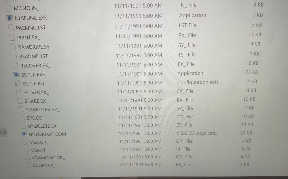 Microsoft The Concise Guide to MS-DOS Operating System Version 5.0 +Floppy Disks