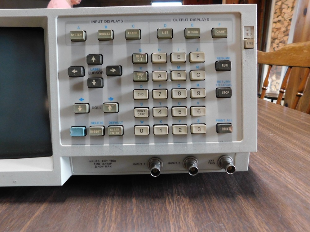 Hewlett Packard HP 1631D logic analyzer/Digital scope