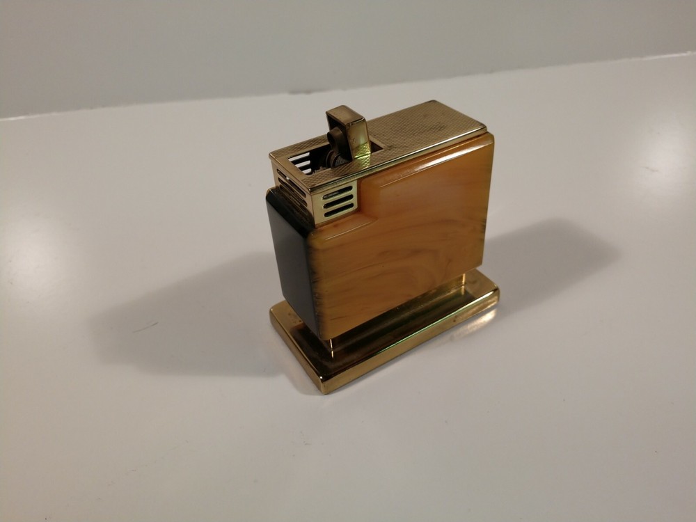 Vintage Catalin Agusta-Patent Table Lighter