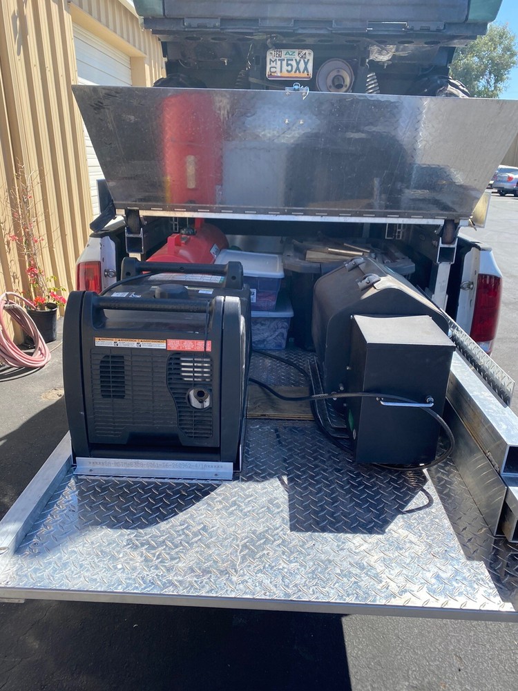 RAZOR LOADER FOR PICKUP TRUCK WITH IN BED STORAGE AND PULL AN RV