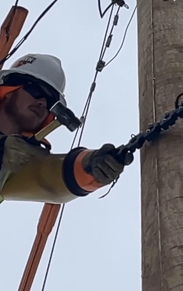 Lineman Staple Stick