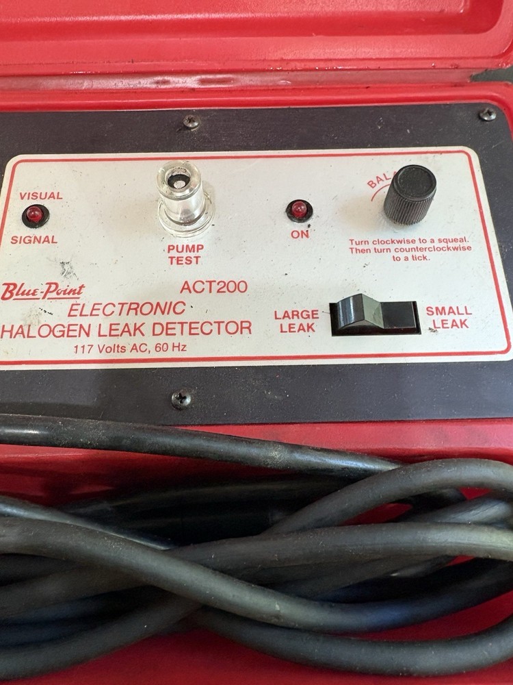 Blue Point ACT200 electronic halogen leak detector