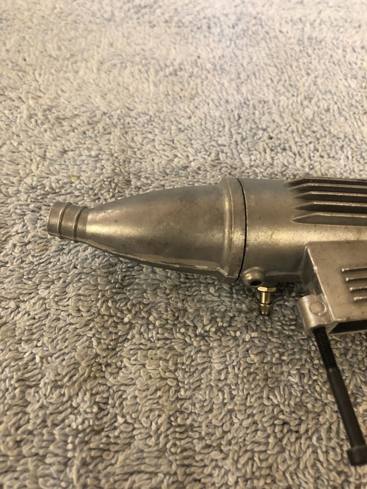 BRAT 28 RC ENGINE WITH MUFFLER