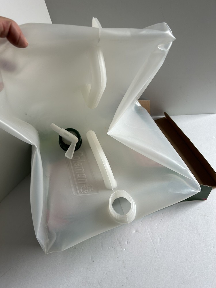 Coleman 5Gallon Expandable Water Carrier