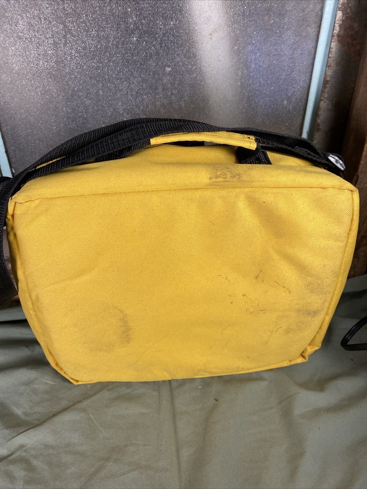 SeaLife Camera Kit With Camera, Enclosure, Flash And Case WORKS!!