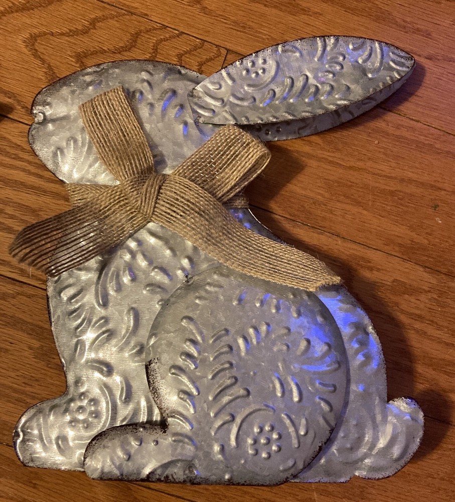 Easter Decor Metal Embossed Chick & Bunny