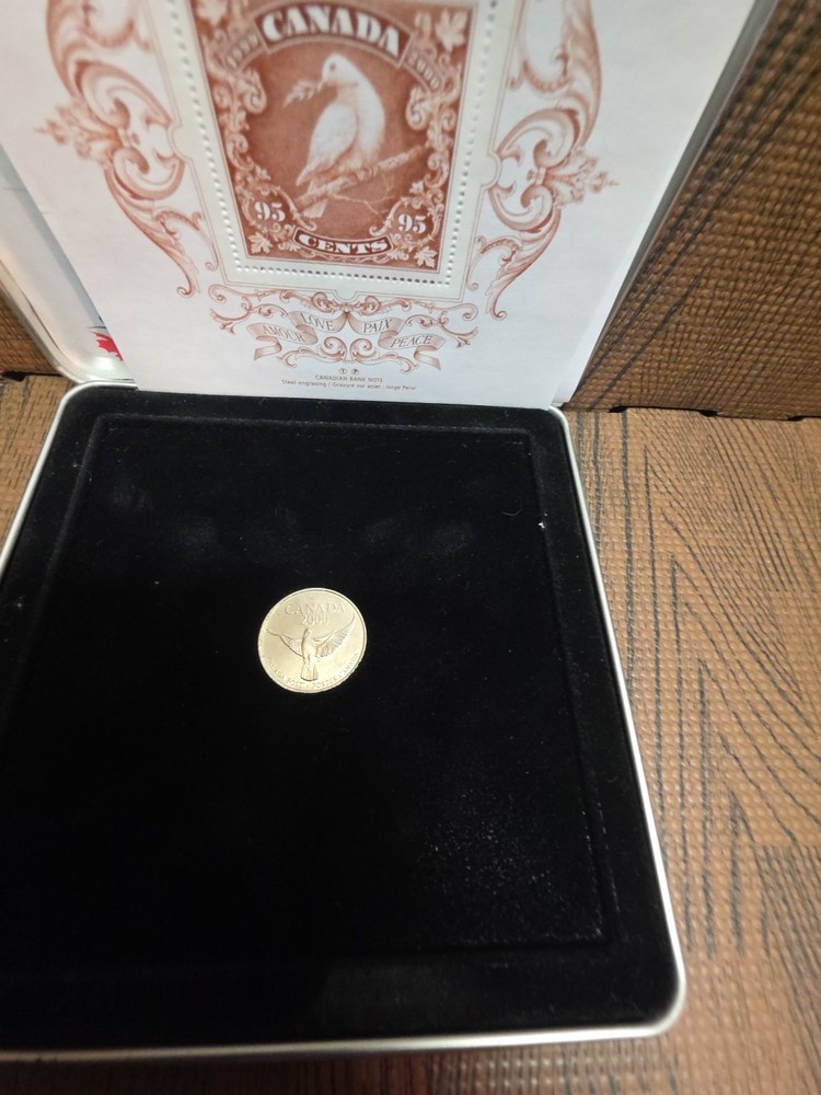 1999 2000 Canada Post Official Millenium Keepsake Stamps & Coin