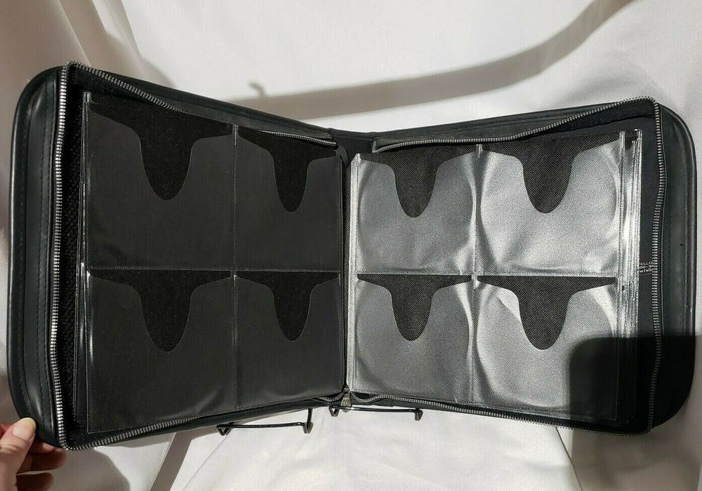 16 Page CD Binder Blue & Black