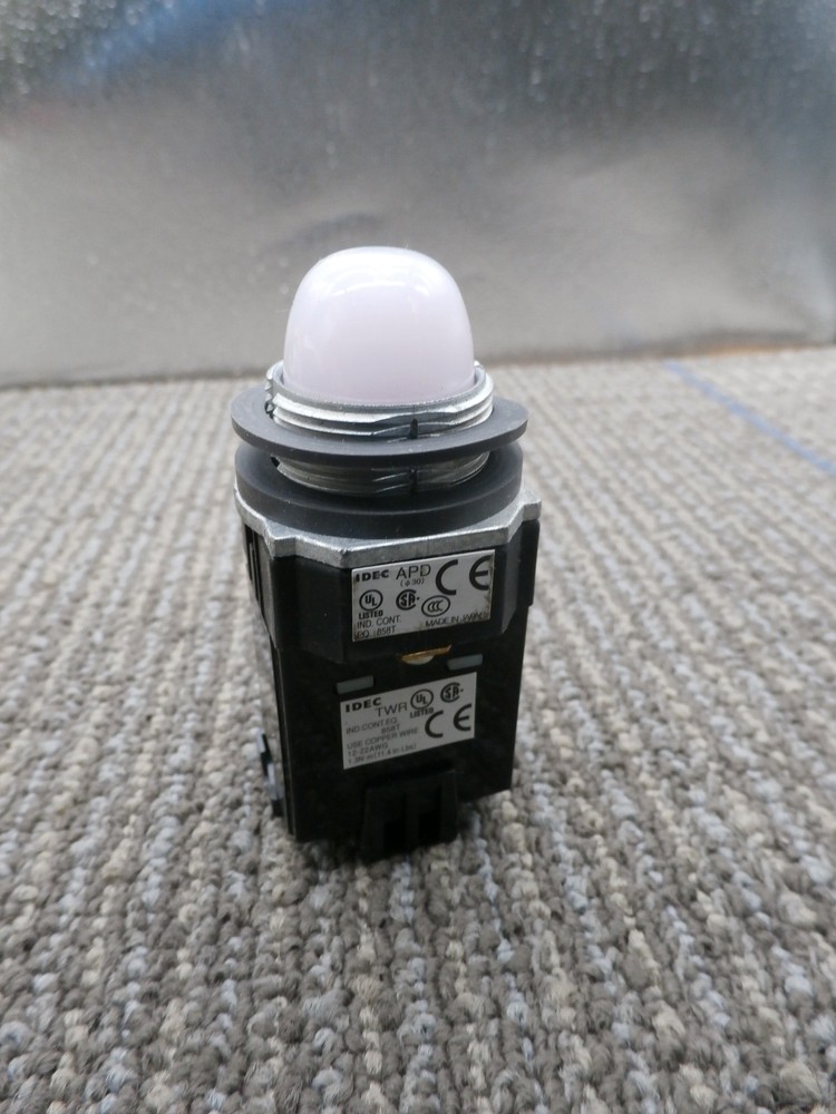 IDEC APD WHITE PILOT INDICATOR LIGHT 100/110V 18V 2W CONTROL UNIT TWR CONTACTNEW