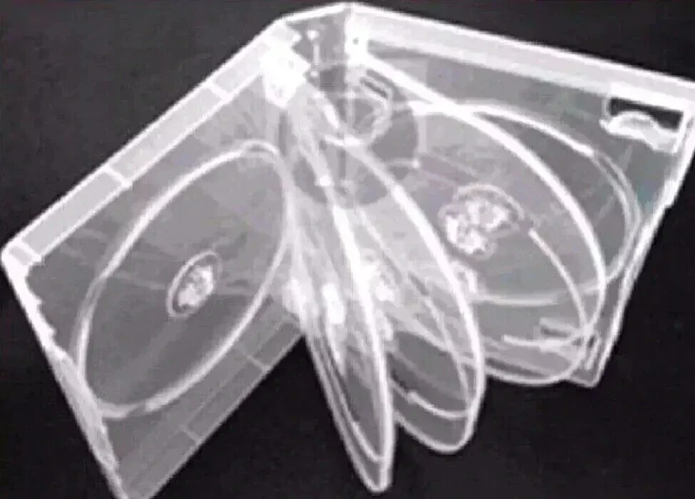 DVD Case: Hold 12 discs - Clear