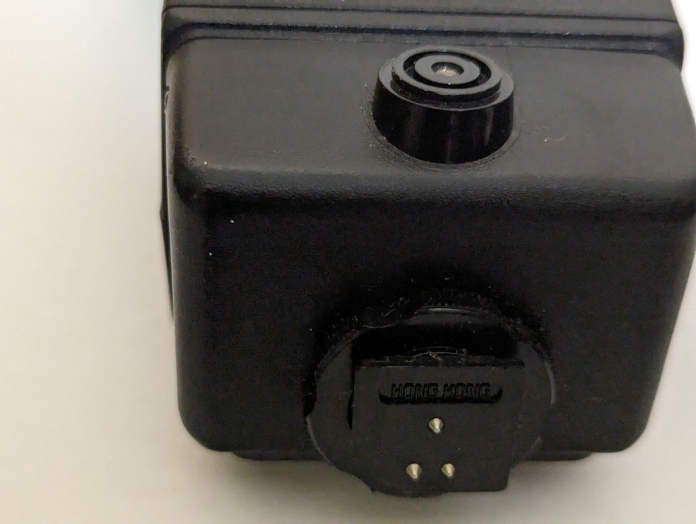 Soligor 24D Dedicated Electronic Hot Shoe Flash Minolta XG SLR Camera Tested +
