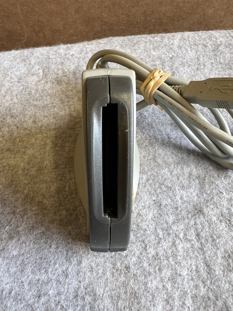 Dazzle SD/MMC Digital Media Reader DM-8300