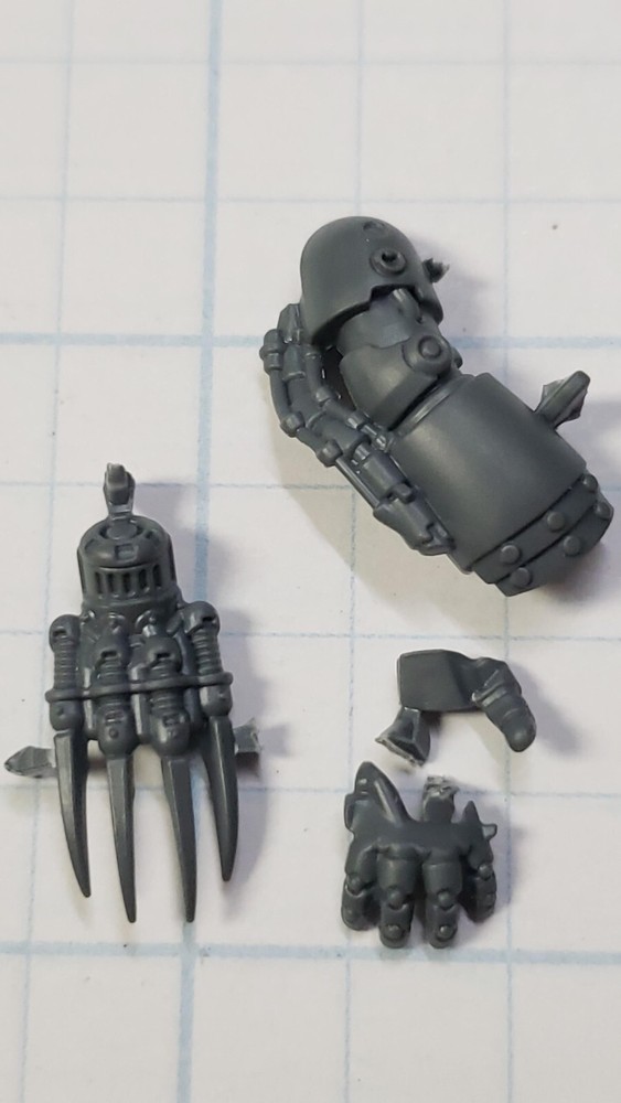 Warhammer 30K Space Marine Bits Mark 6 VI Assault Squad Lightning Claw Pair