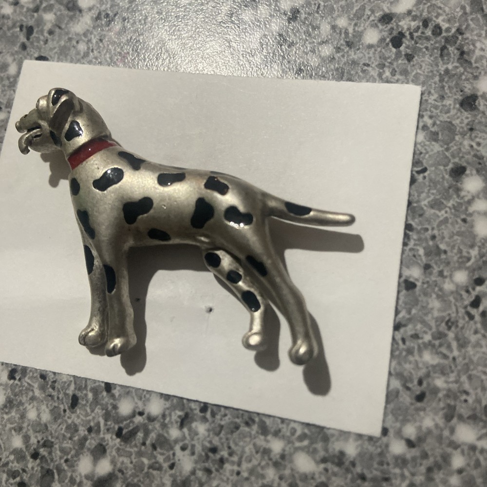 Silver toned Dalmatian lapel pin