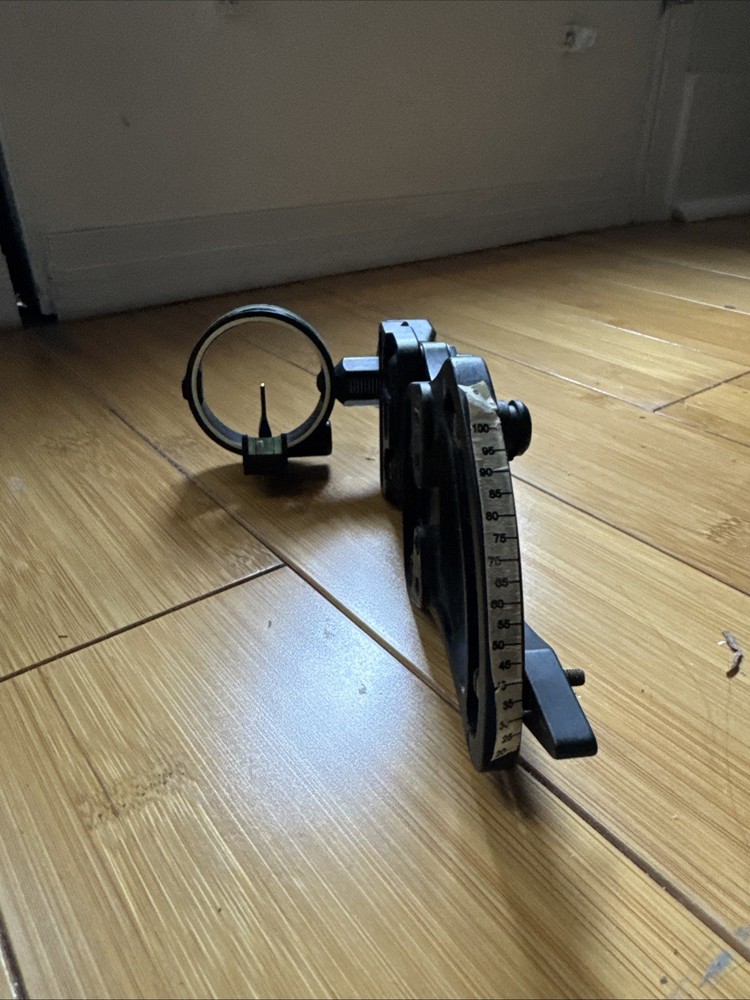 Truglo Archer's Choice Range Rover Bow Sight Used