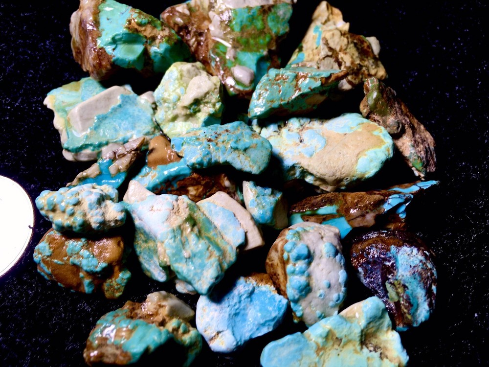~X - 17B Select Natural Royston Turquoise Rough
