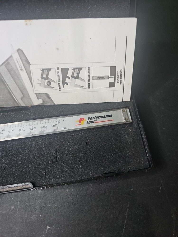 Performance Tools W80152 Digital Caliper with Case