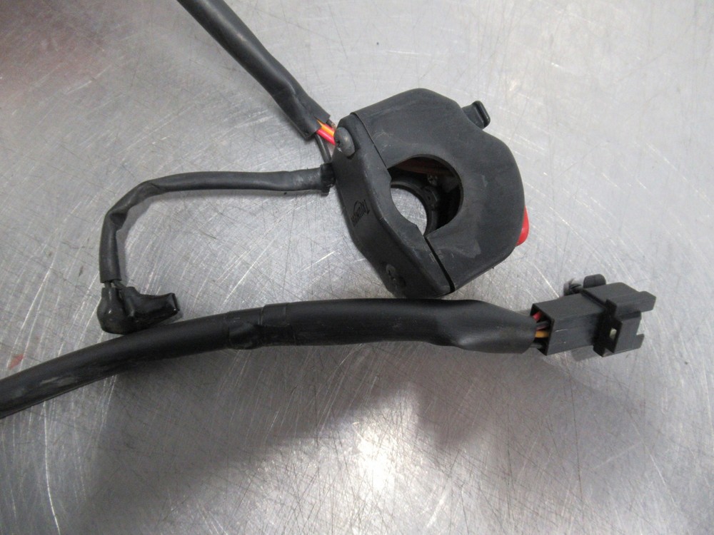 EB1161 2012 12 TRIUMPH TIGER 800 RIGHT HAND CONTROL SWITCHES