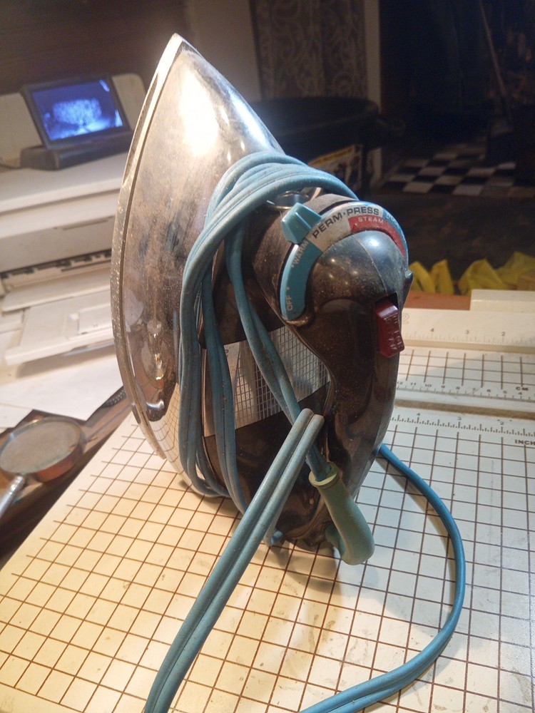 General Electric Clothes Iron