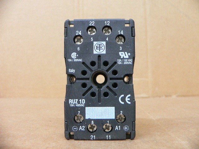 Telemecanique Ruz 1D Relay Socket