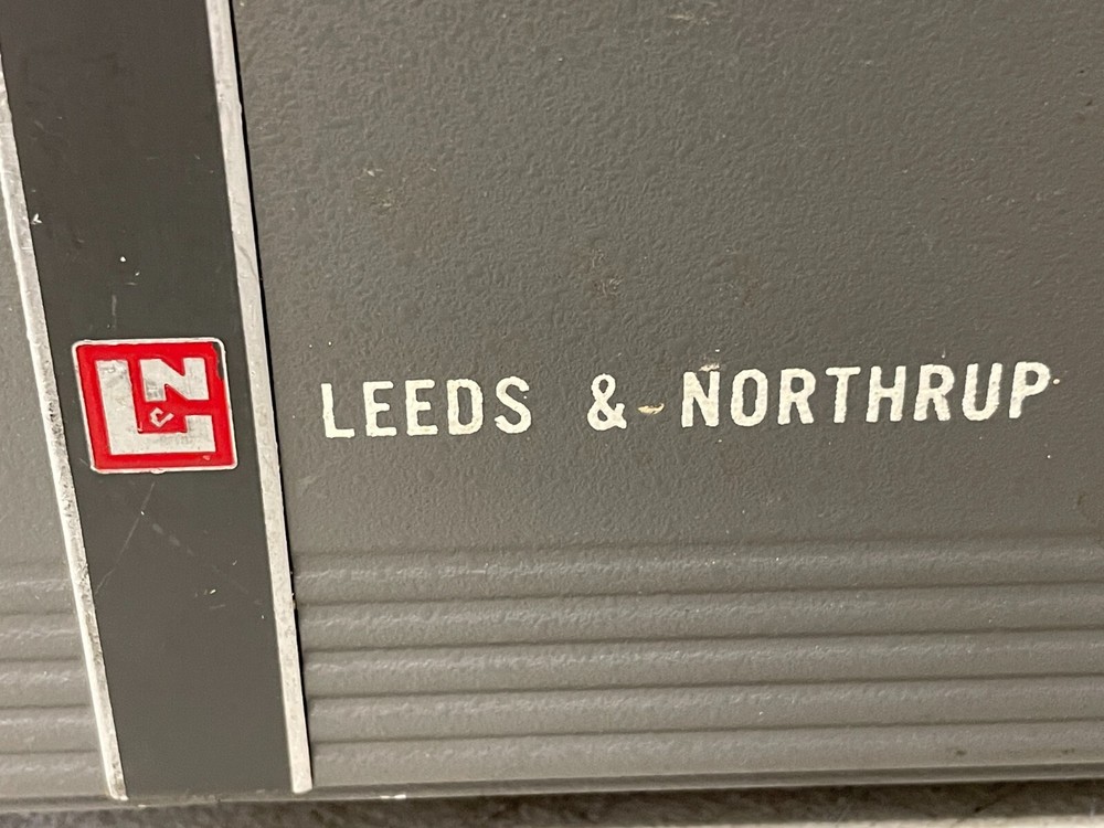 Leeds & Northrup 7592 Multi-Range Volt Box – Vintage Test Equipment