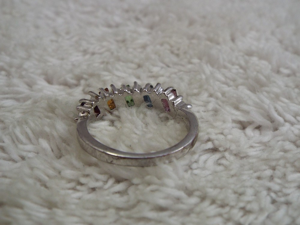 Silvertone Colorful Crystal Ring ~ Size 8 (B30)