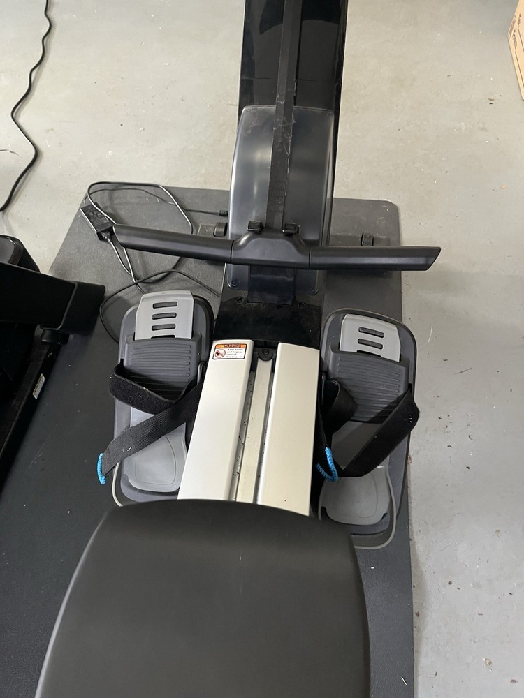 Rowing Machine, black Nordic Track RW900