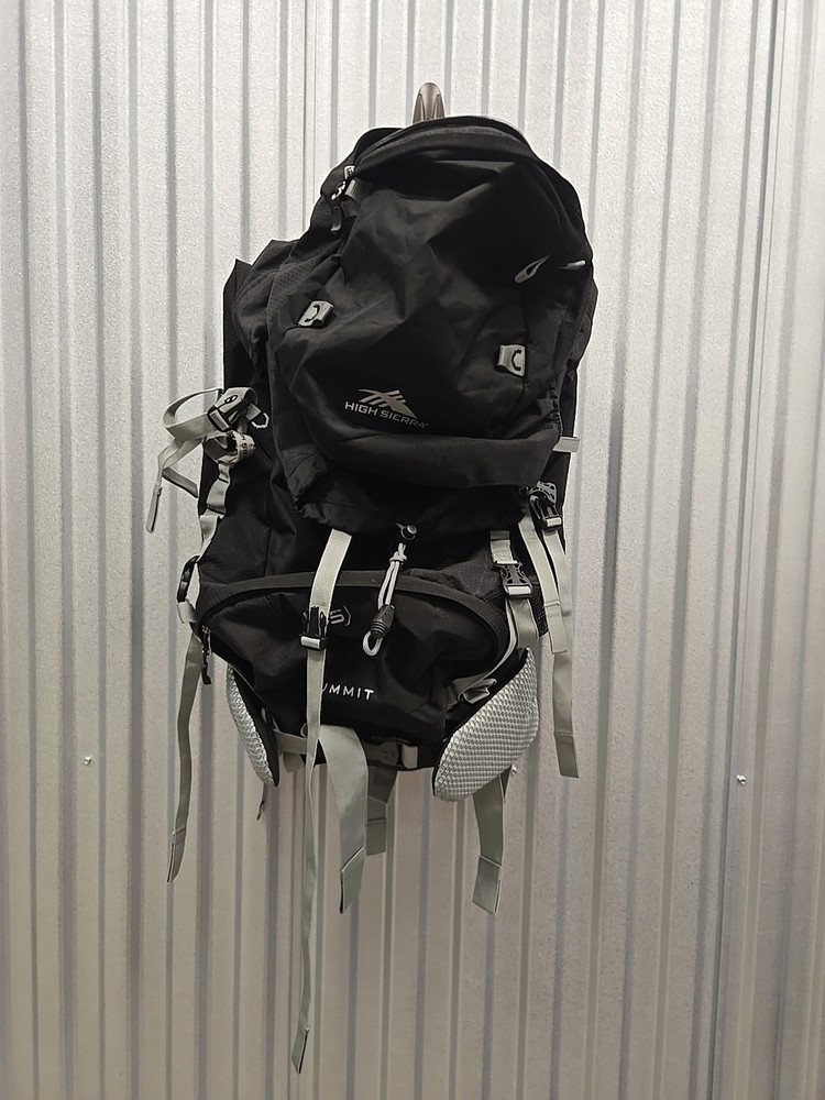 High Sierra Summit 45 Backpacking Pack