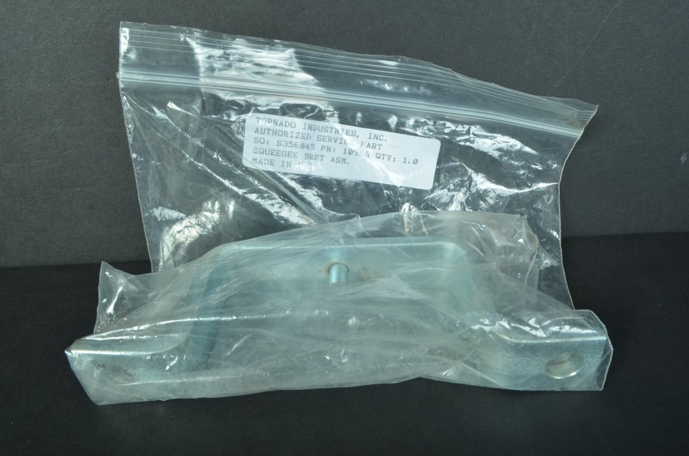 Tornado Squeegee Bracket 10966 for Floor Keeper 33