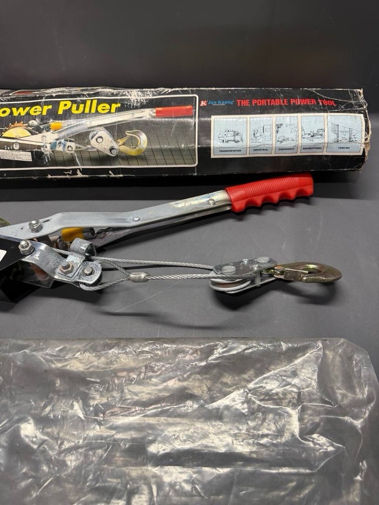 Come Along Winch Puller 3/4 Ton 1500 lb Capacity 22 Ft Cable 15:1 Leverage Tool