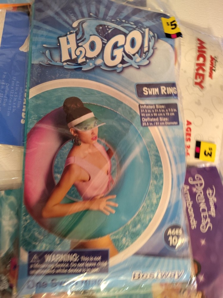 18 Piece Swimming Accessories