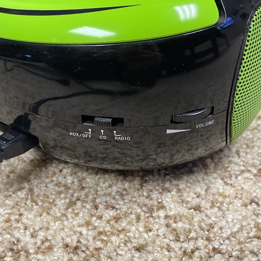 Ben 10 Radio/CD Player Rare