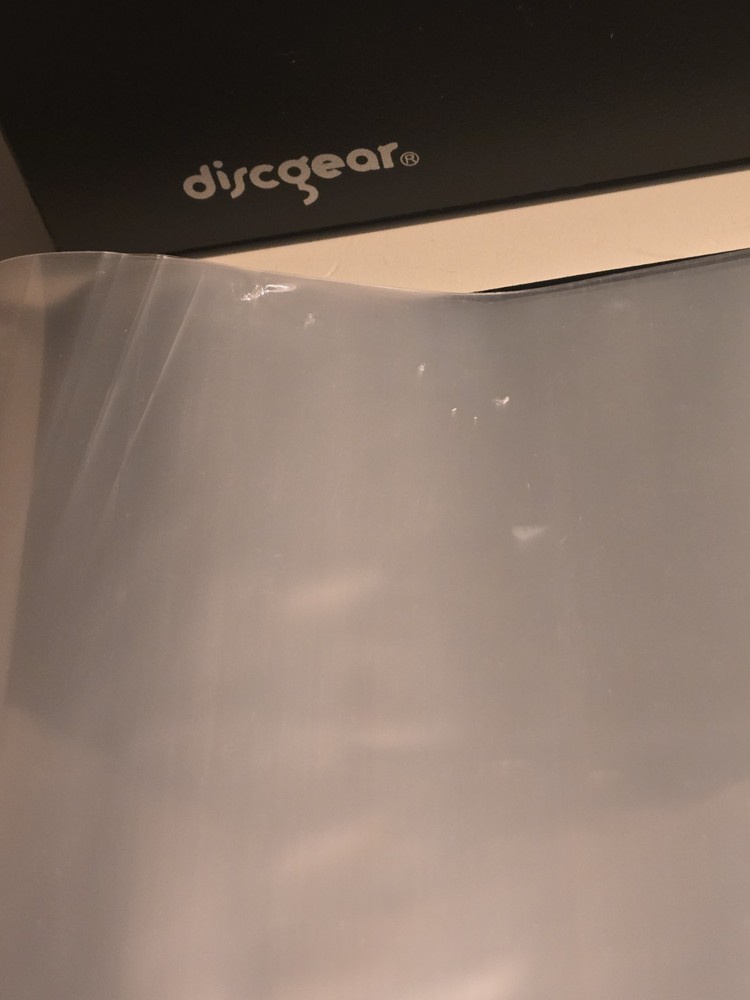 Discgear Black Durable Foldable Plastic CD Wallet Case Holds 50 Discs- see pics