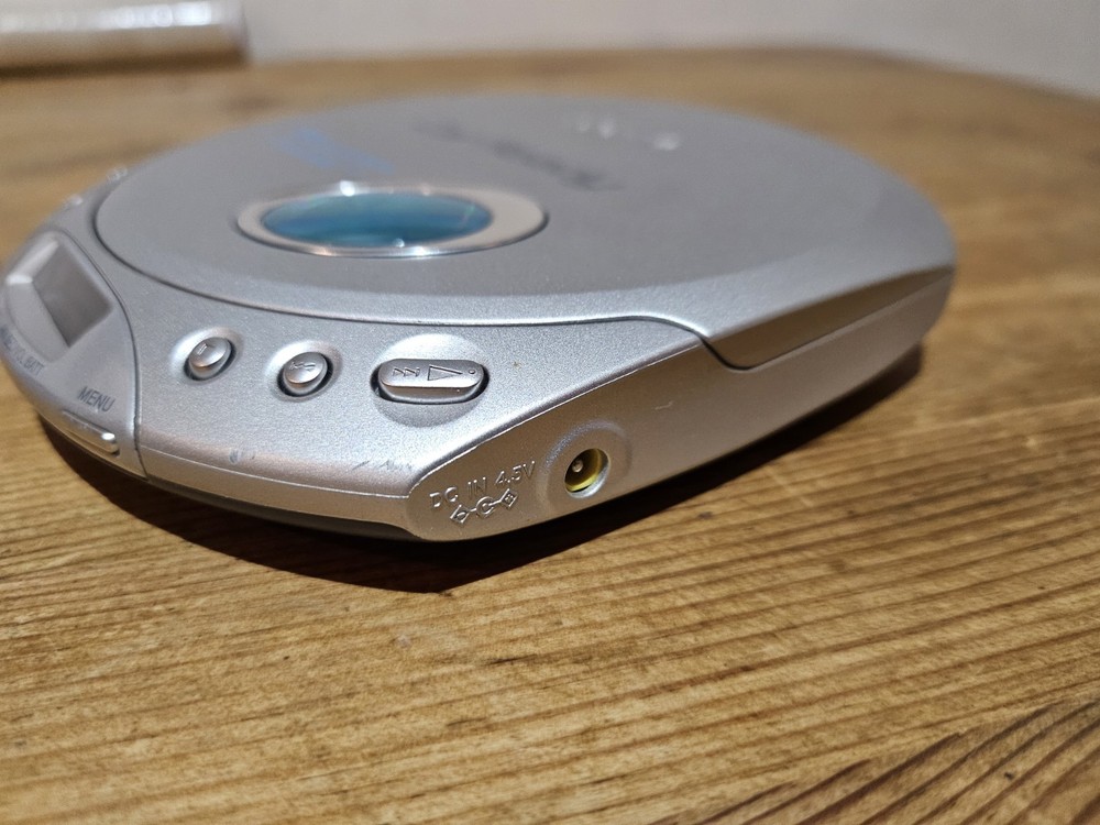 Sony Walkman D-E356CK Portable CD Player