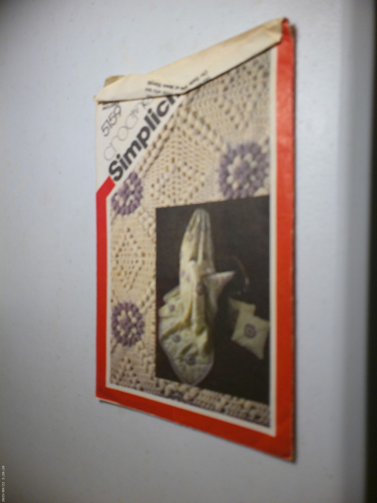 Simplicity 5159 Crochet Afghan and Pillow instruction pattern