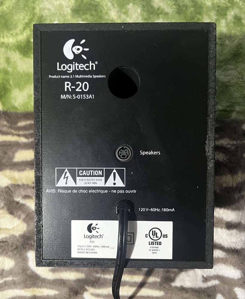 Logitech R-20 Dynamic Bass Speakers Computer Sound System for PC or TV (W/Cable)