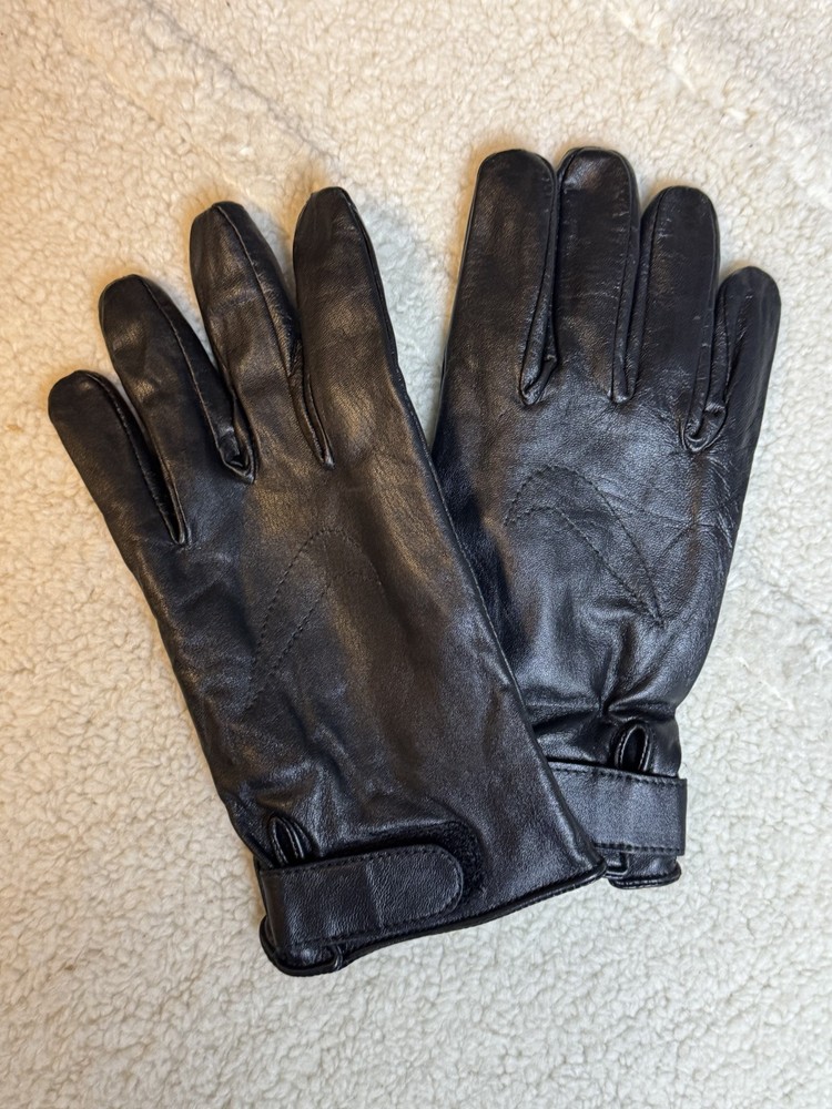 Premium Black Leather Gloves Men’s Size Medium Adjustable Wrist Strap